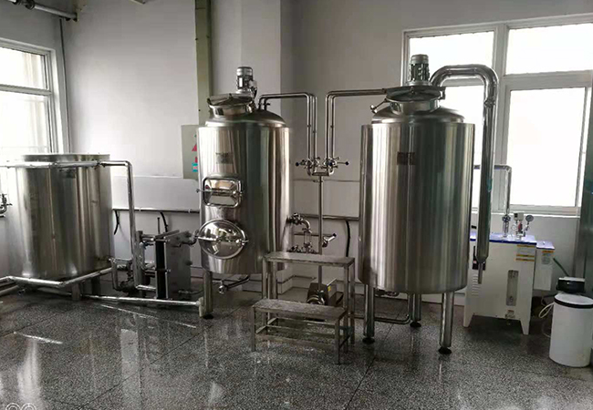 徐州醫(yī)藥高等職業(yè)學(xué)校 徐州醫(yī)藥高等職業(yè)學(xué)校